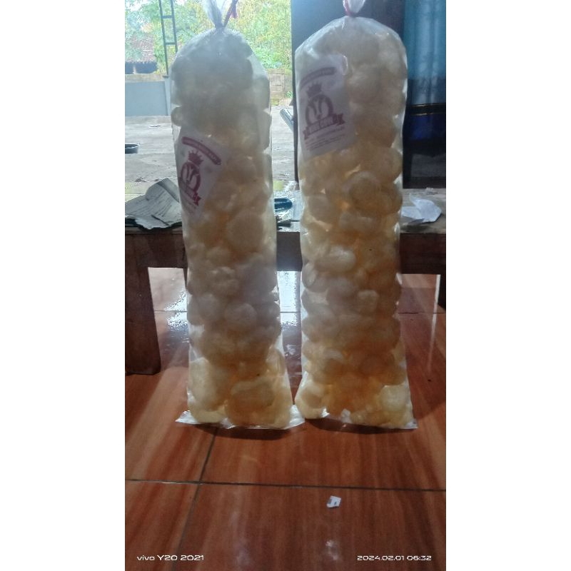 

Krupuk kulit sapi