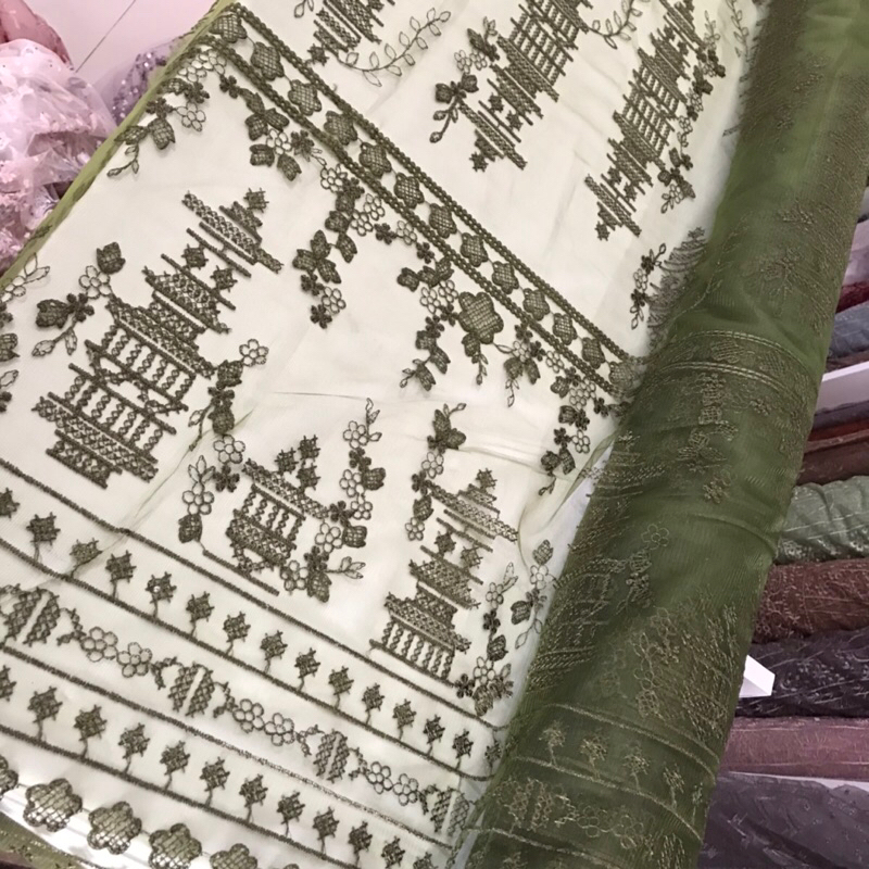 Kain tulle/tile bordir motif etnik candi