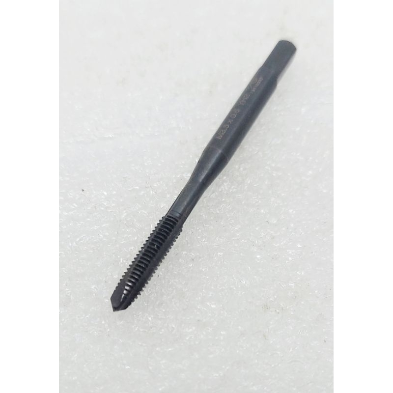 Tap mesin M3,5×0.6 PO bekas mulus. tap m3.5 ×0,6  pointed Tap tipe PO / lurus