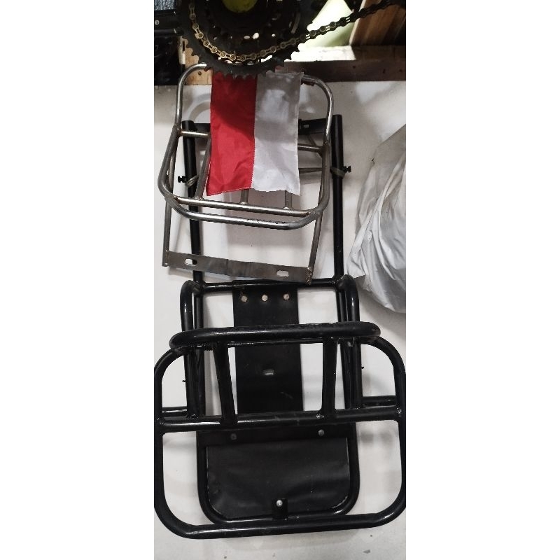 backrak belakang vespa super