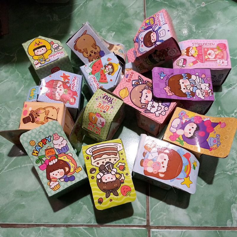 

stiker Rolling momo