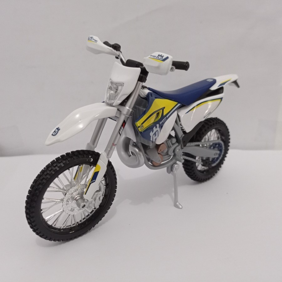 Diecast motor trail Husqvarna FE 501 miniatur motorcross ori asli maisto 1:12 terlaris murah