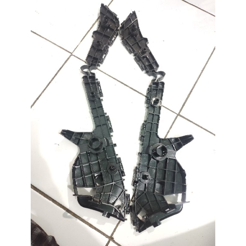 breket bemper belakang vios yaris facelift 2018-2021 original set