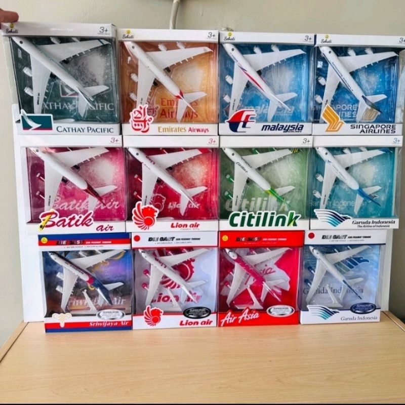 PESAWAT BESI DIECAST MAINAN MINIATUR BODY BESI MAINAN PESAWAT