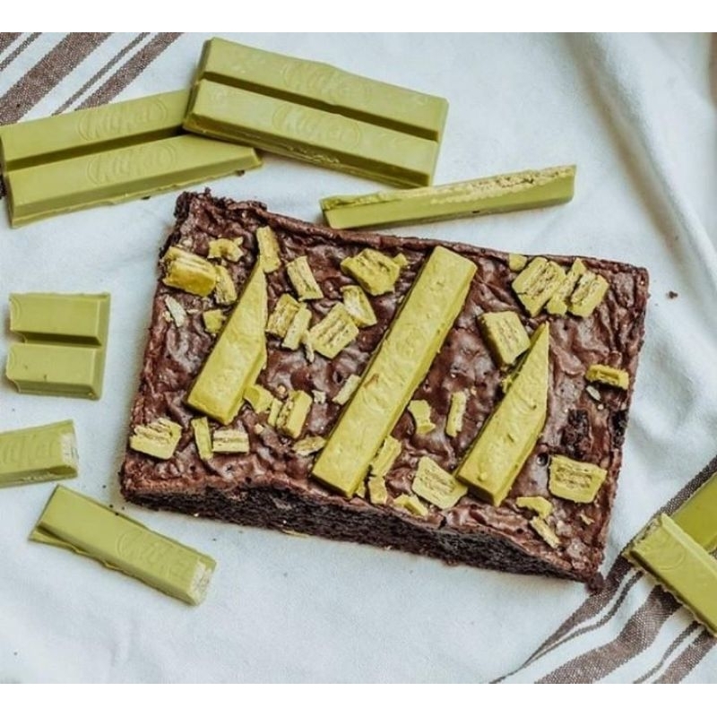 

Brownies kitkat greentea matcha