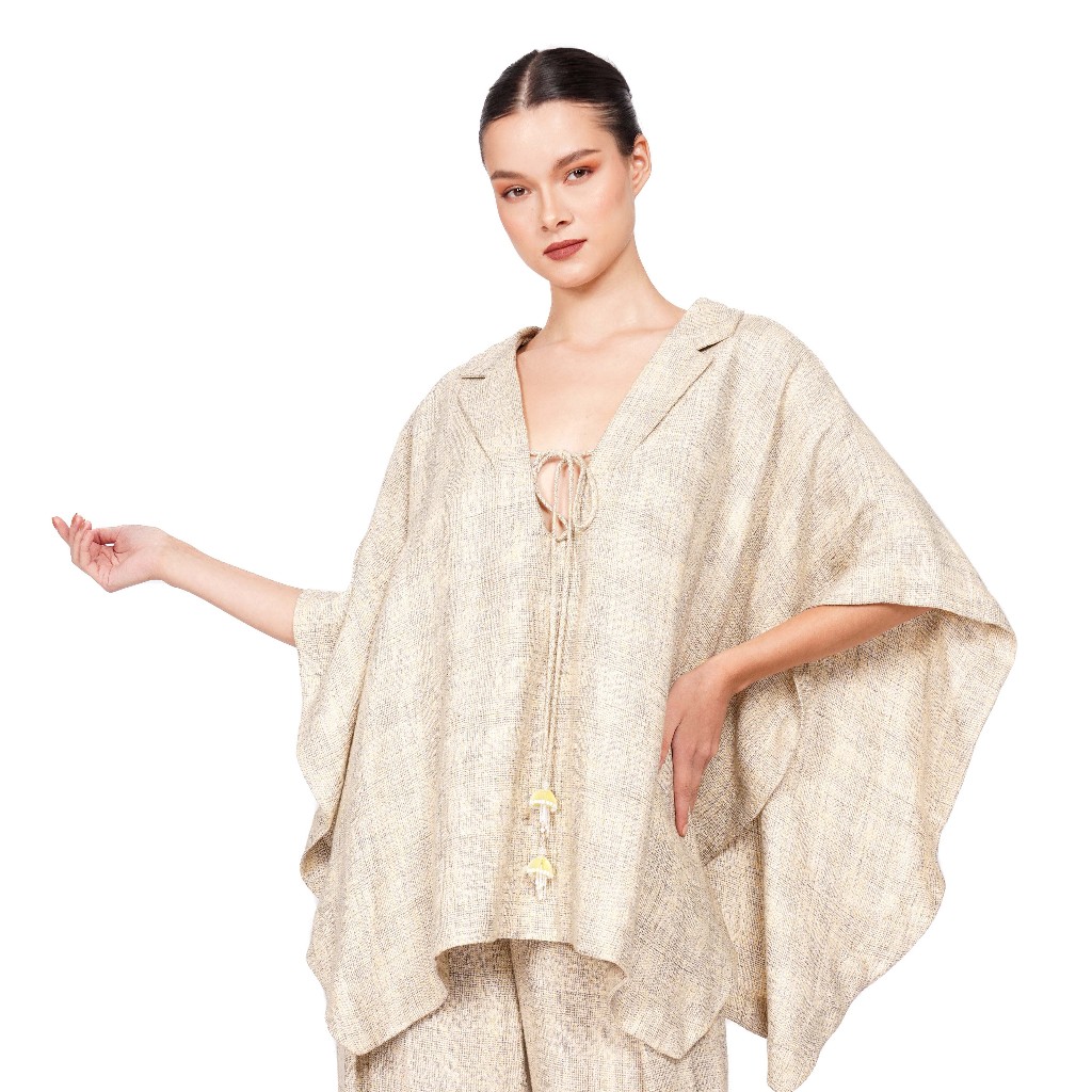 Patrick Owen Phryganistria Poncho