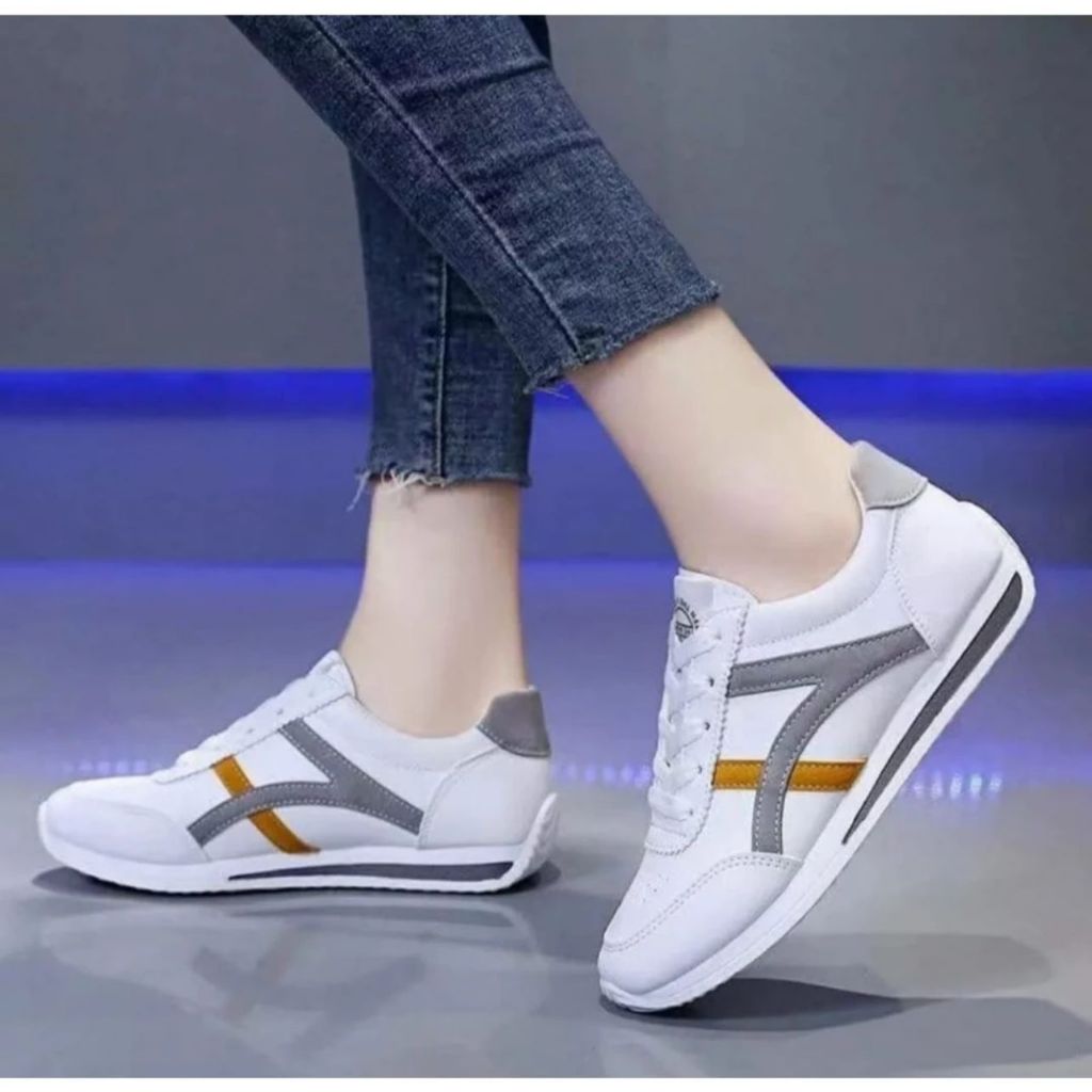 sepatu wanita putih polos sepatu sneakers wanita korea  sepatu sneakers wanita putih sepatu sekolah 