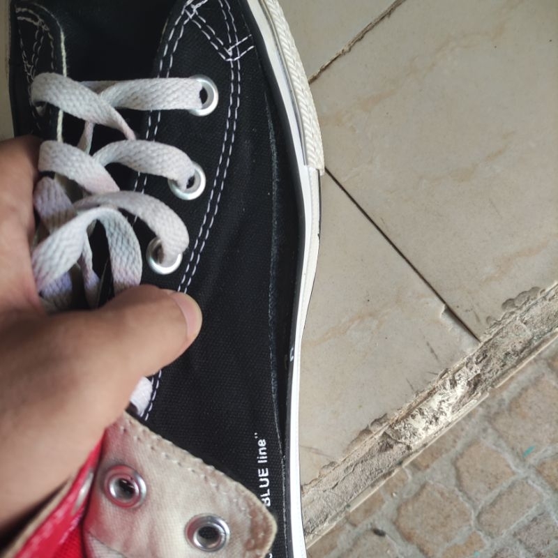 converse cut line boking