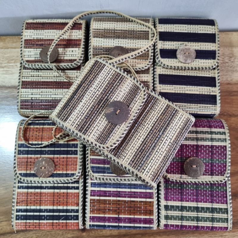 Tas selempang wanita/ Tas hp lidi/ Tas unik wanita, tas unik untuk oleh - oleh / souvenir , tas sele