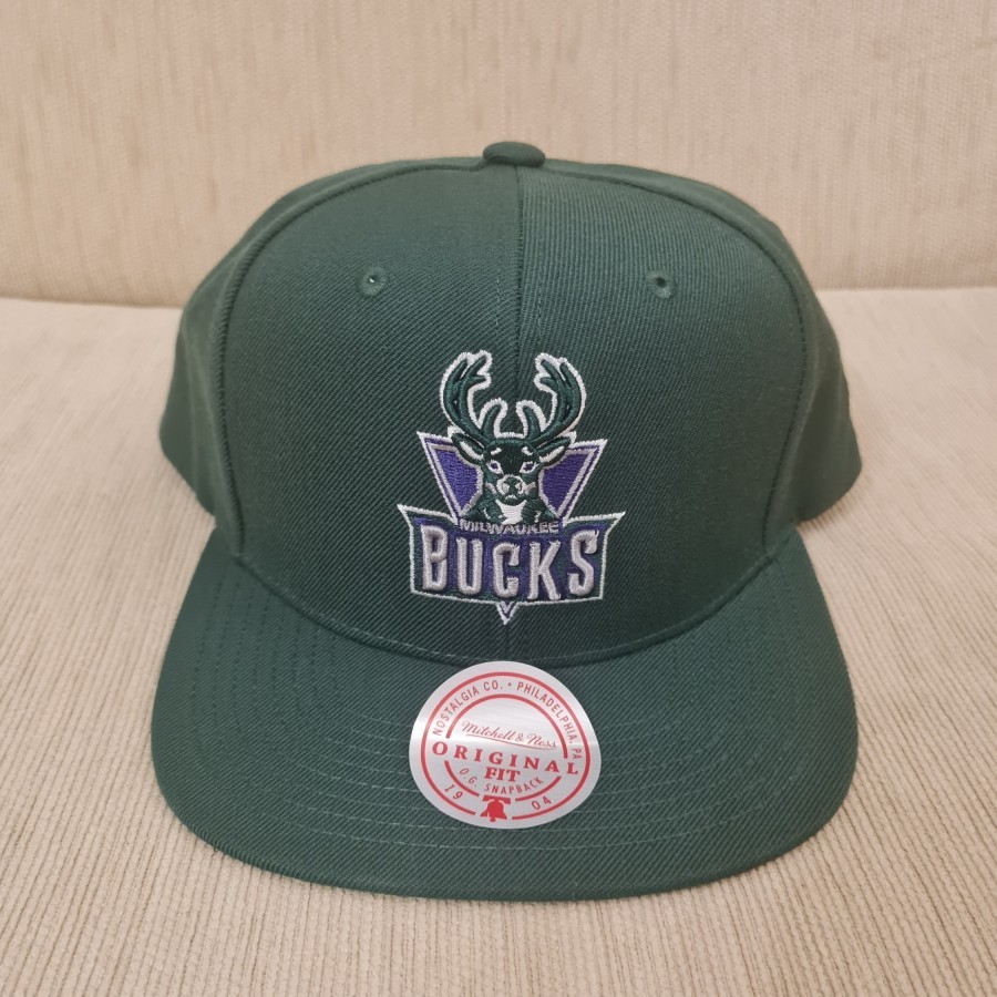 Topi Cap Mitchell and Ness NBA Milwaukee Bucks Original 100% BNWT