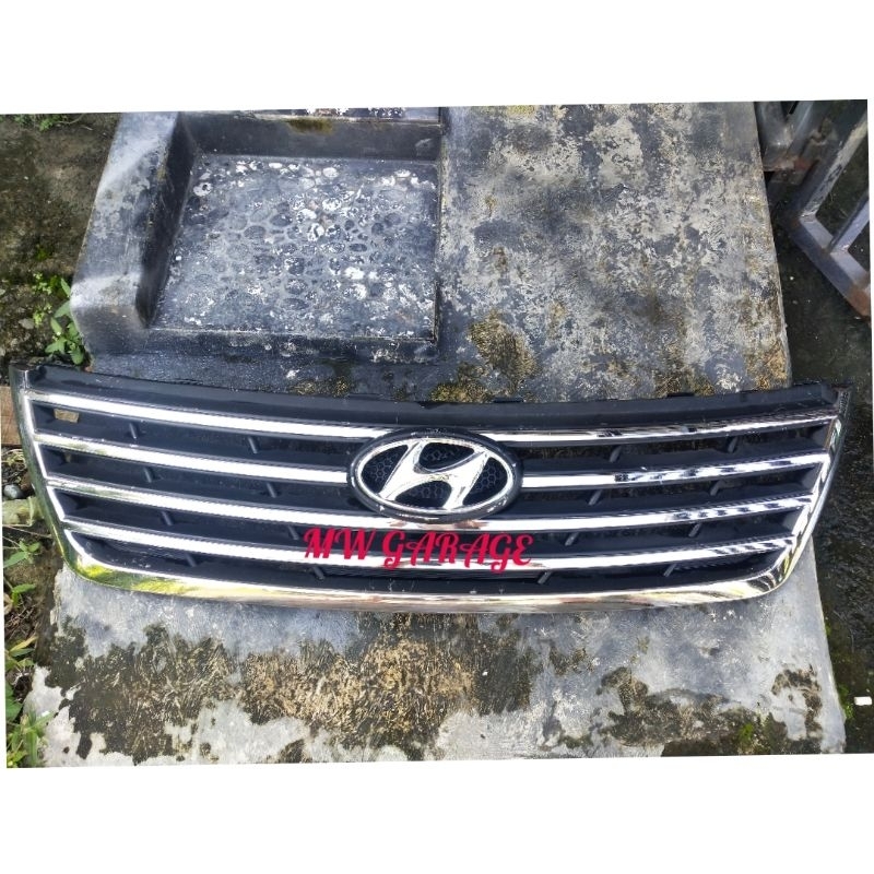 GRILL HYUNDAI H-1 2012