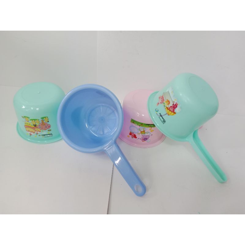 GAYUNG ANAK/ GAYUNG AIR PLASTIK MINI/GAYUNG ANAK GAMBAR/ GAYUNG KECIL/ GAYUNG ANAK-ANAK/ GAYUNG SERB