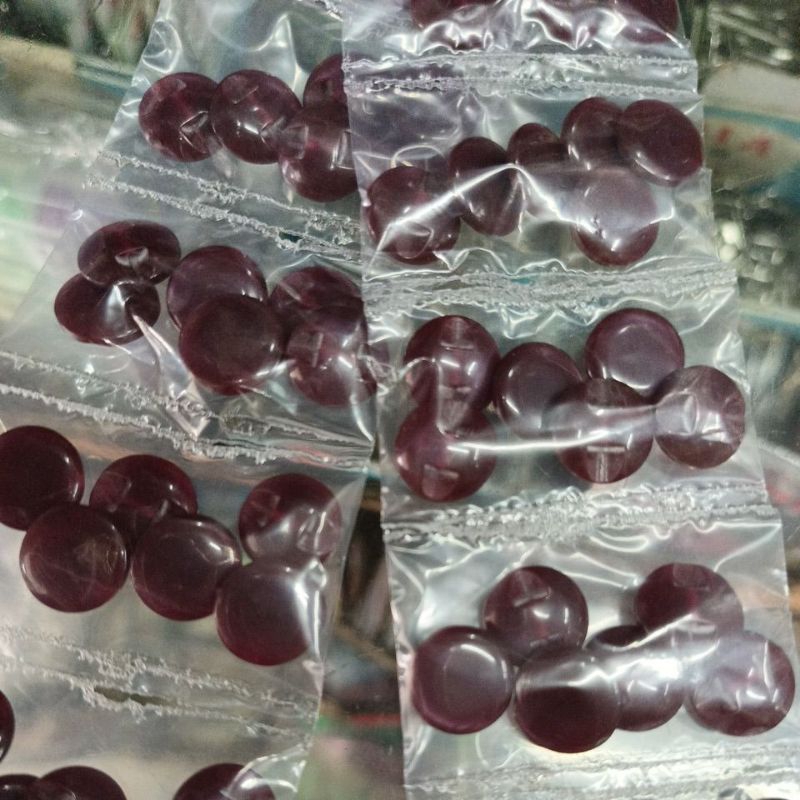 Kancing hias Mentos Kecil