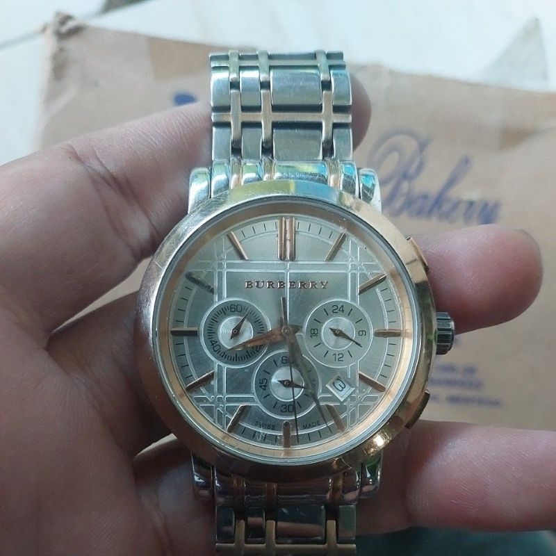 Jam Tangan Chronograph Burberry preloved second bekas