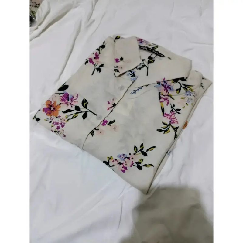 KEMEJA ZARA WANITA IMPORT BUNGA PUTIH