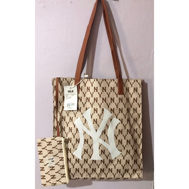 SALE New  Mlb yankees shopper bag