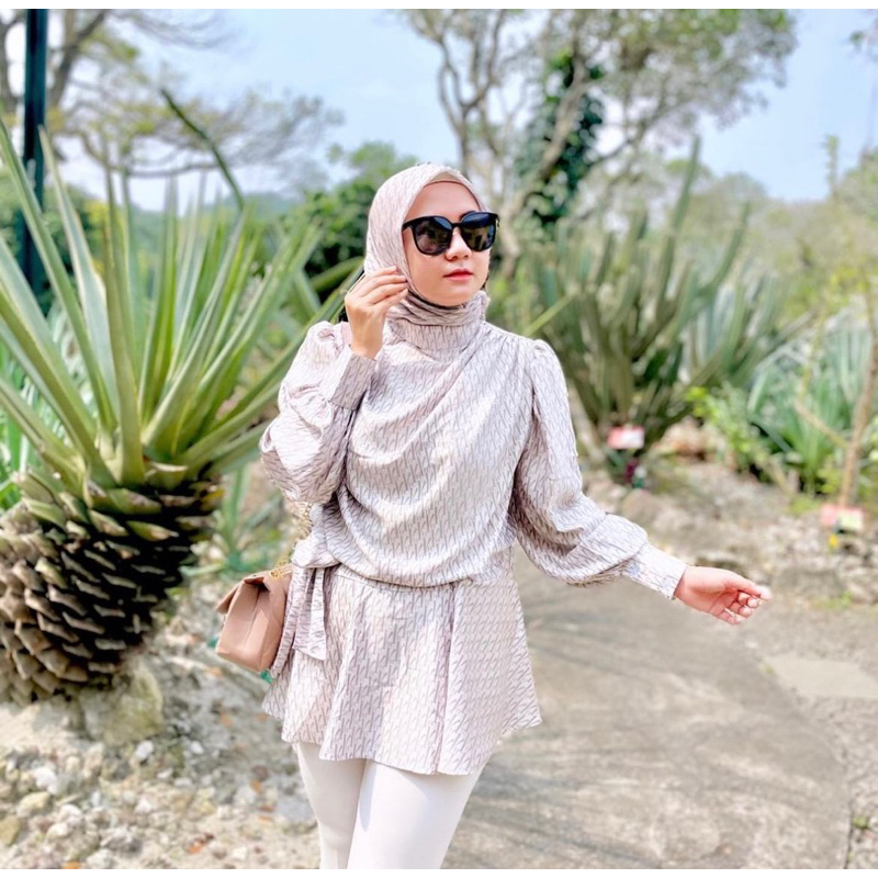 BLOUSE MONOGRAM VANILLA HIJAB KHAKI