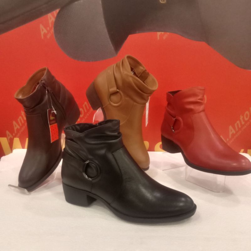 Sepatu kulit wanita boots brand A.Antonio