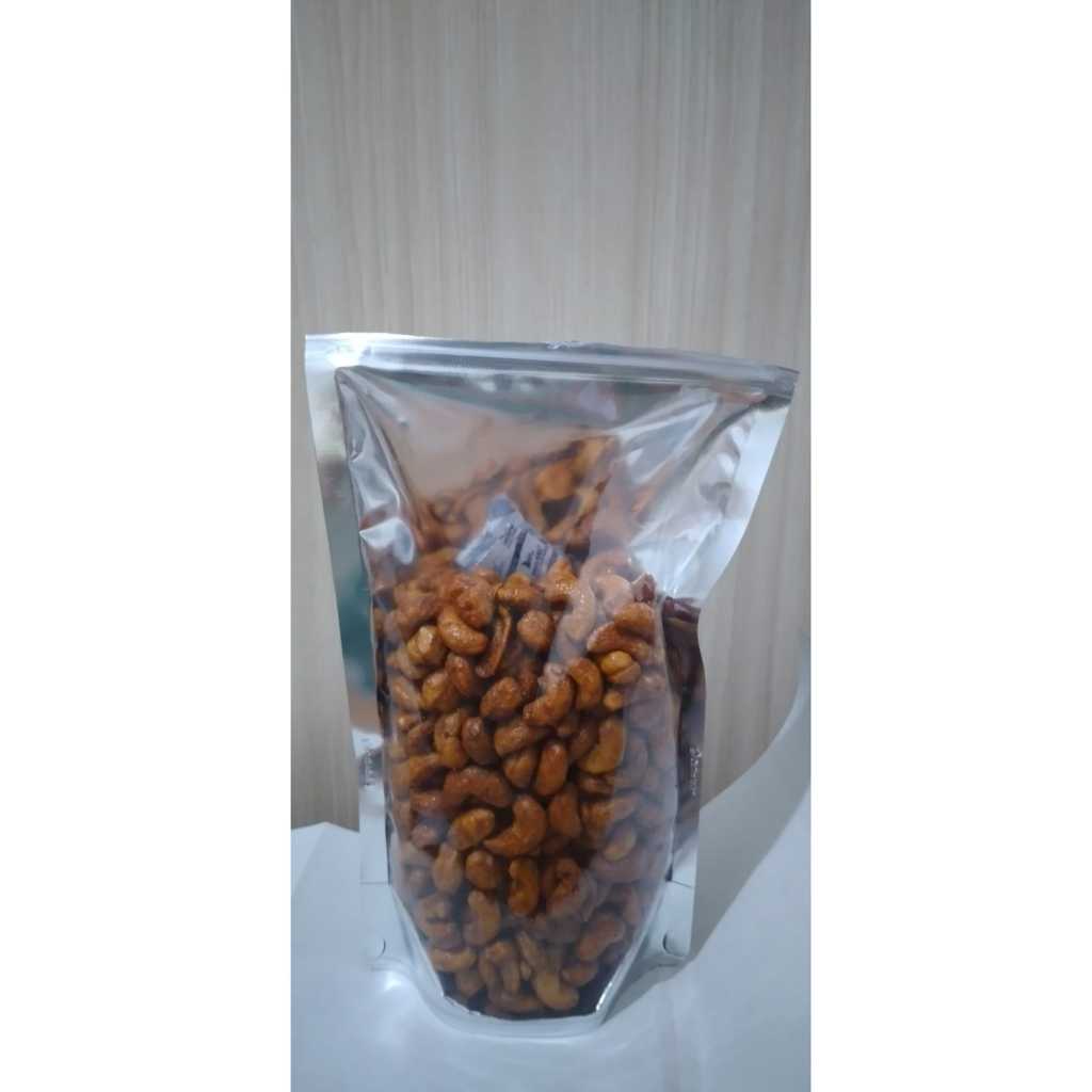 

Kacang Mete Madu 500 Gram