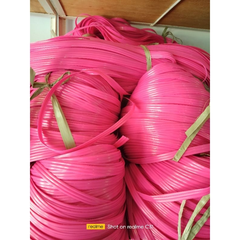 Bahan baku tas anyam