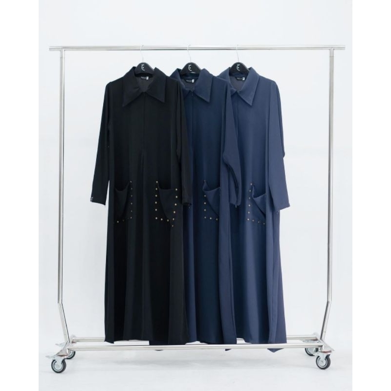 LAEEBA ALJENNA NAVY BLAZER L MIQOT