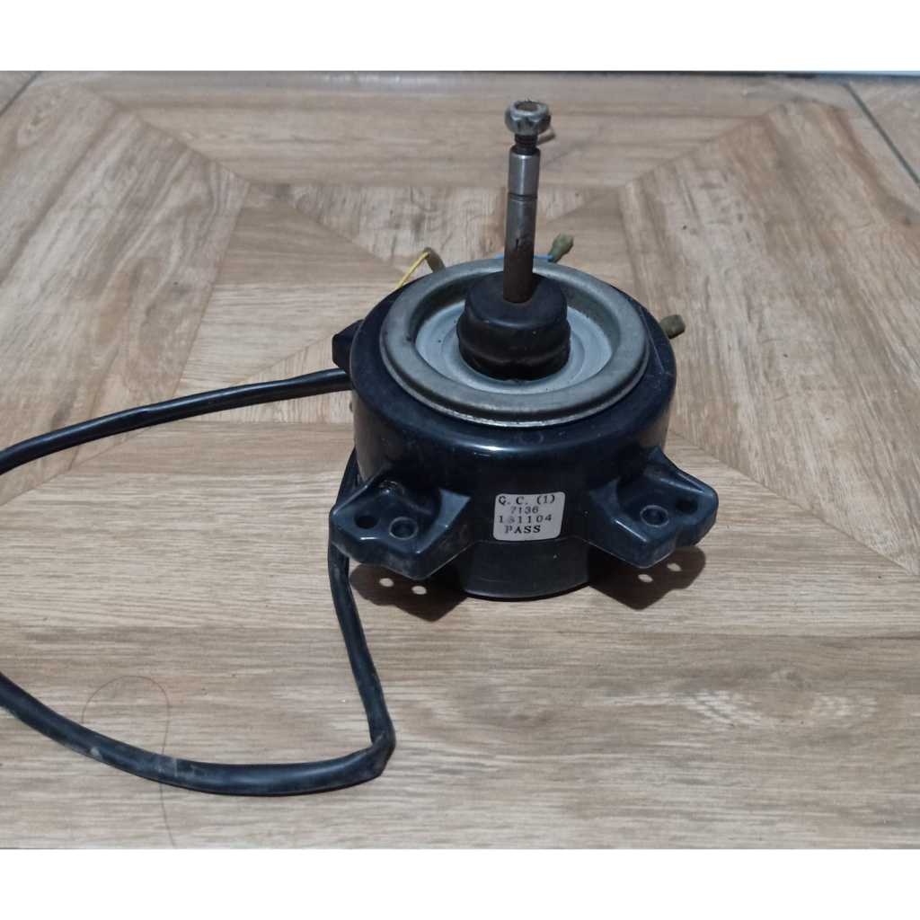 Dinamo Motor Fan Outdoor AC Panasonic Dinamo Kipas Outdoor AC Panasonic Original