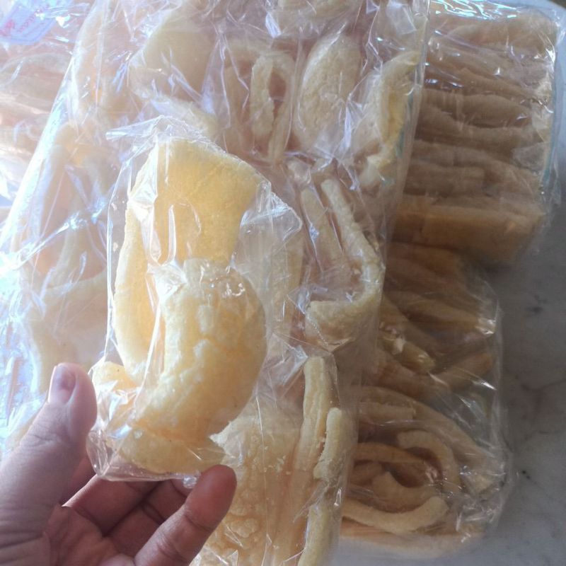 

1 Pak Kerupuk Nasi Khas Minang