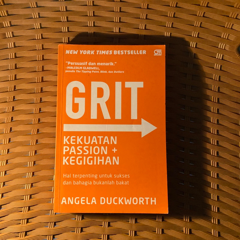 preloved like new GRIT: Kekuatan Passion + Kegigihan (Angela Duckworth)