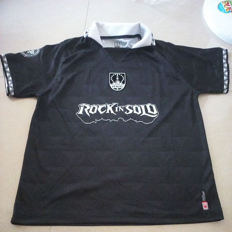 jersey rock in solo x persis