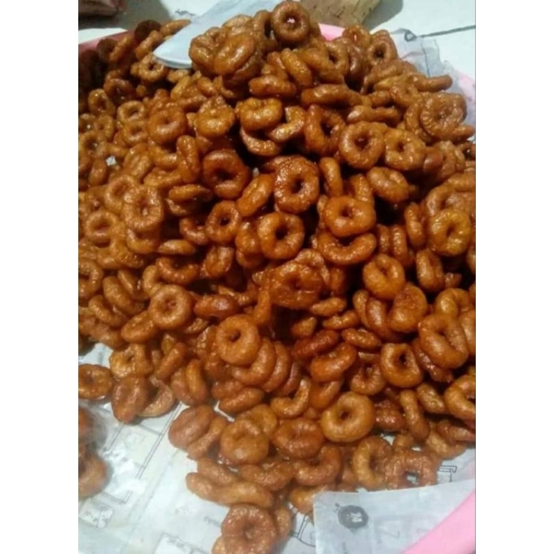 

Kue Ali/Kue Cincin/Kue Agrem Standard Isi 50