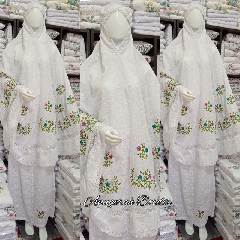 Mukena bordir suji mix batu swarovsky bahan katun paris khas Bukittinggi / Padang