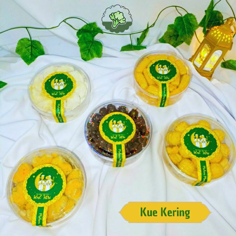 

Aneka Kue Kering Homemade Surabaya/Kue Kering Homemade Sidoarjo/Kue Nastar/Kue Salju/Kue Kacang/Bola Coklat/Kastengel