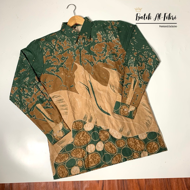 kemeja batik bahan katun primis lengan panjang berfuring hijau botol