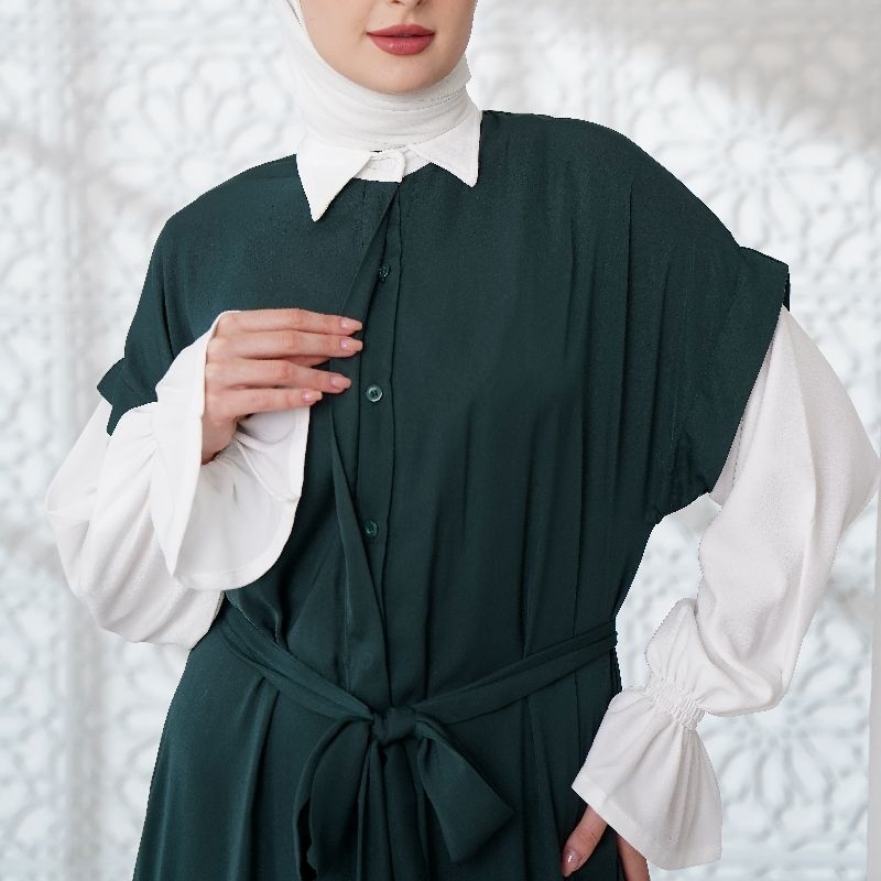 Aghnia dress