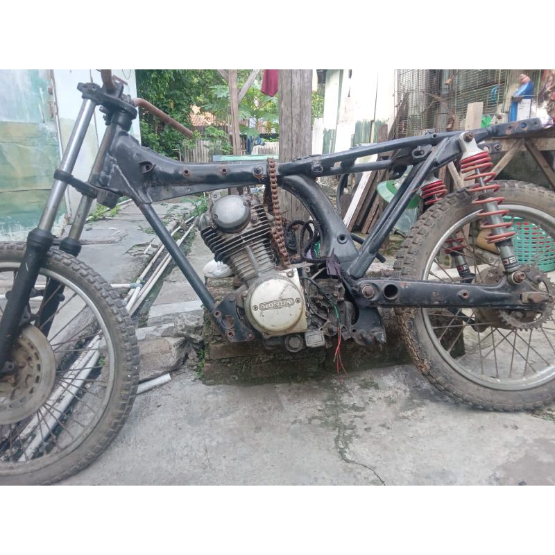 roda set ban cb100 k3 depan belakang tinggal pasang