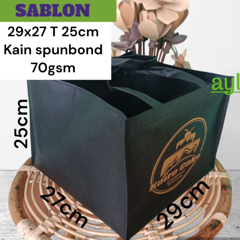 

PO 292725 TAS BOX BAG KAIN SPUNBOND