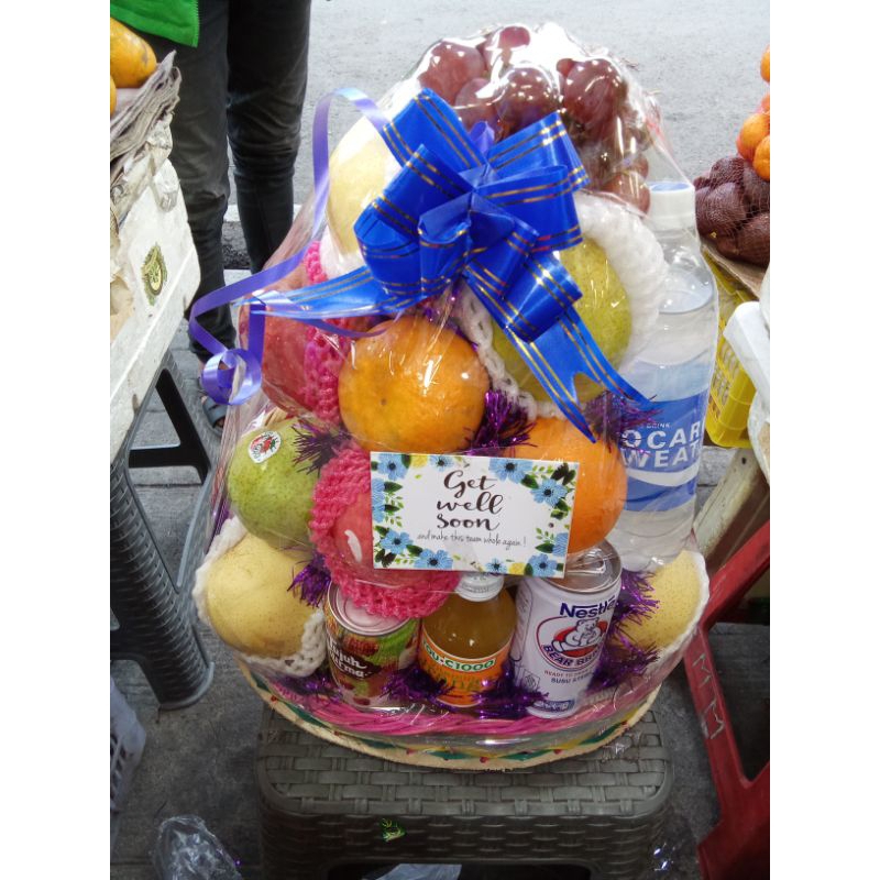 

parcel buah plus minuman vitamin yuse,beruang,pocari ukuran besar