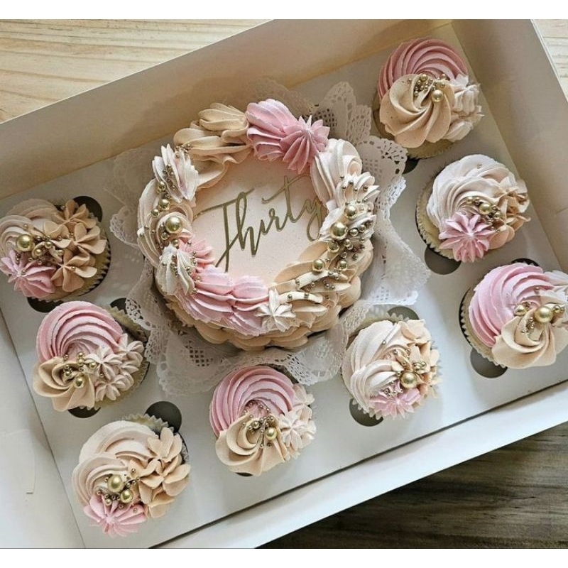 

combo bento cup cake @8 pcs cup cake