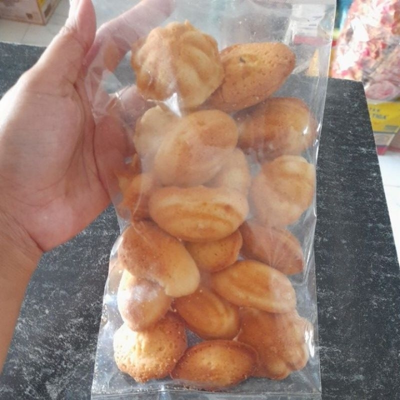 

BOLU JADUL KUE BASAH BOLU CUPLIK KHAS JEPARA KHAS KUDUS