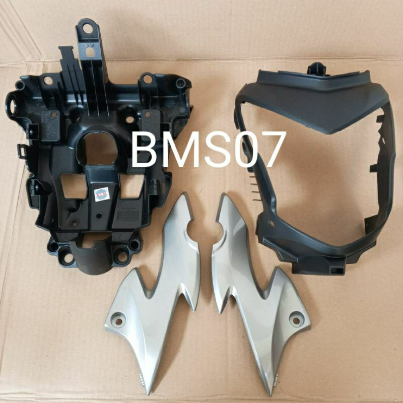 batok depan belakang plus kuping lampu cb150 r cb150r lama old