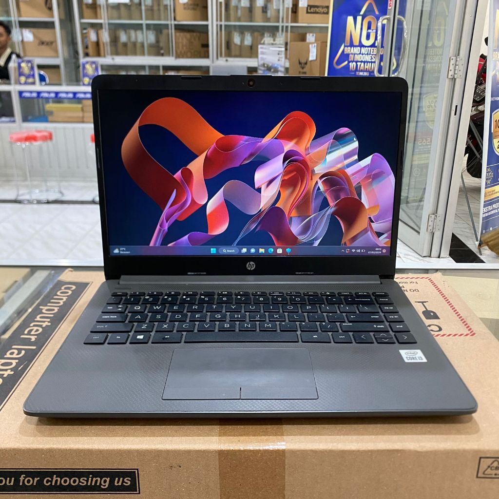 Laptop HP 240 G8 Core i3 gen 10 RAM 4GB HDD 1TB Windows 11 Lancar Siap Pakai