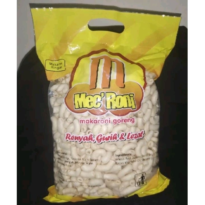 

Jajan Snack Kiloan Makaroni kemasan 350 gram