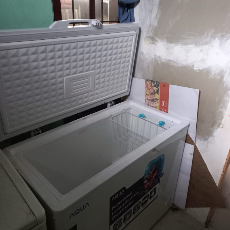 Freezer merk AQUA 200 liter