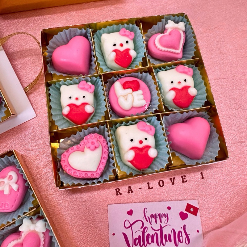 

9 LOVE | COKLAT VALENTINE COWO CEWE COWOK CEWEK KASIH SAYANG COKELAT ORANG TUA KASIH SAYANG IBU BAPAK
