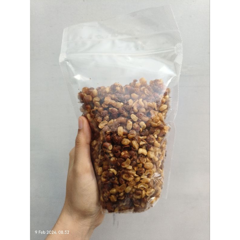 

Kacang Mentik Pedas Manis 250gr