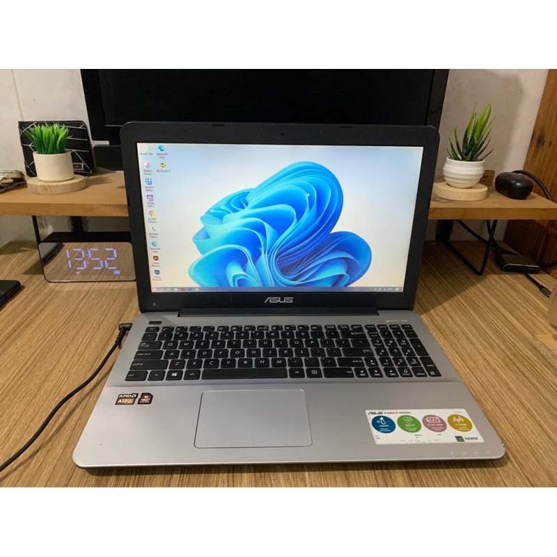 Laptop ASUS X555QG RAM 8 GB, HDD 1 TB, AMD A12, Upgrade SSD 128 GB