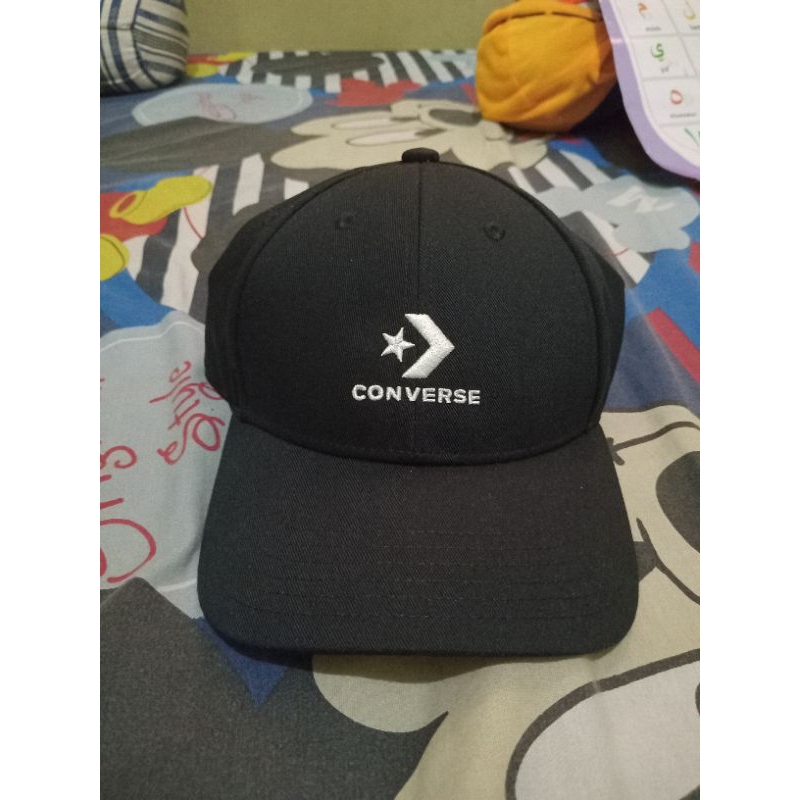 caps converse black