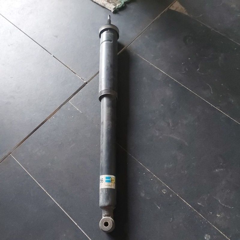 shock depan mercedes benz w202 c230