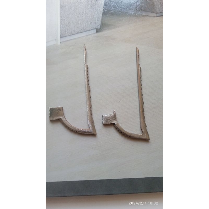 GAGANG TAJI AYAM TERBUAT DARI BAJA PILIHAN SANGAT KUAT DAN KERAS