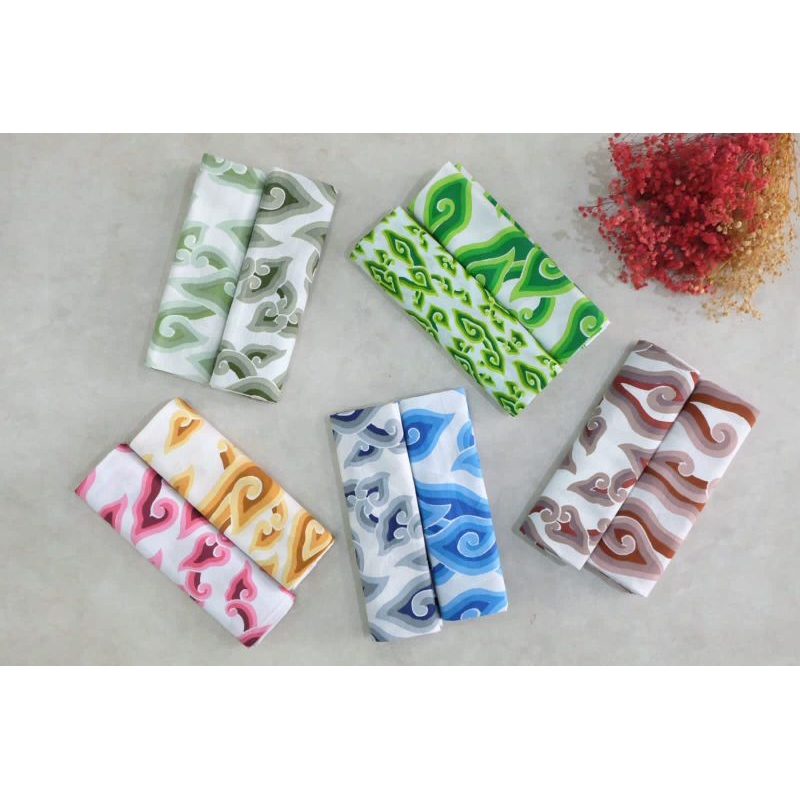 Kain batik katun print mega mendung bayangan dasar putih set viscose polos